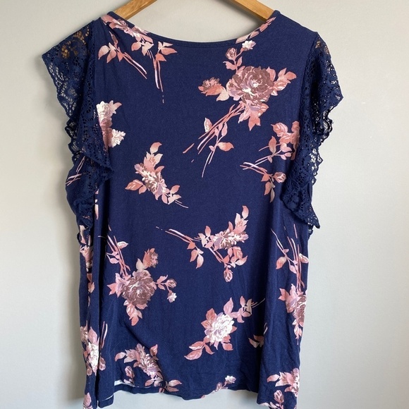 Torrid Super Soft Knits Navy/Purple Crochet Lace Sleeve Tank Top Size 1X (14/16) - Picture 4 of 10